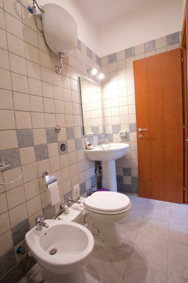 Metronapoli Bed & Breakfast Ngoại thất bức ảnh